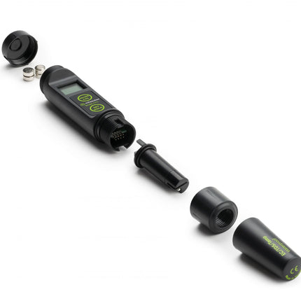 Milwaukee EC60 PRO Waterproof 3-in-1 EC / TDS/Temp Tester with Replaceable Probe TDS Meter Milwaukee