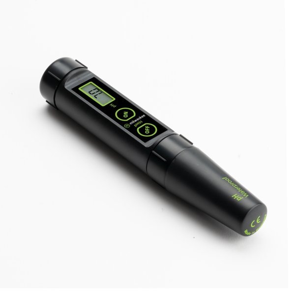 Milwaukee pH51 Waterproof pH Tester with Replaceable Probe (FBA) Pocket Tester Milwaukee